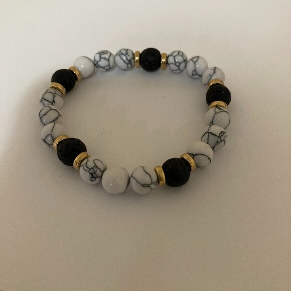 Unbranded Jewelry - White Howlite Black Lava Stone Beaded Bracelet Stretch